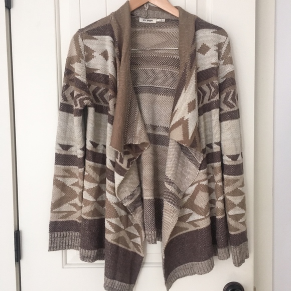 Blu Pepper Southwestern Print Sweater Brown Small - Picture 2 of 7